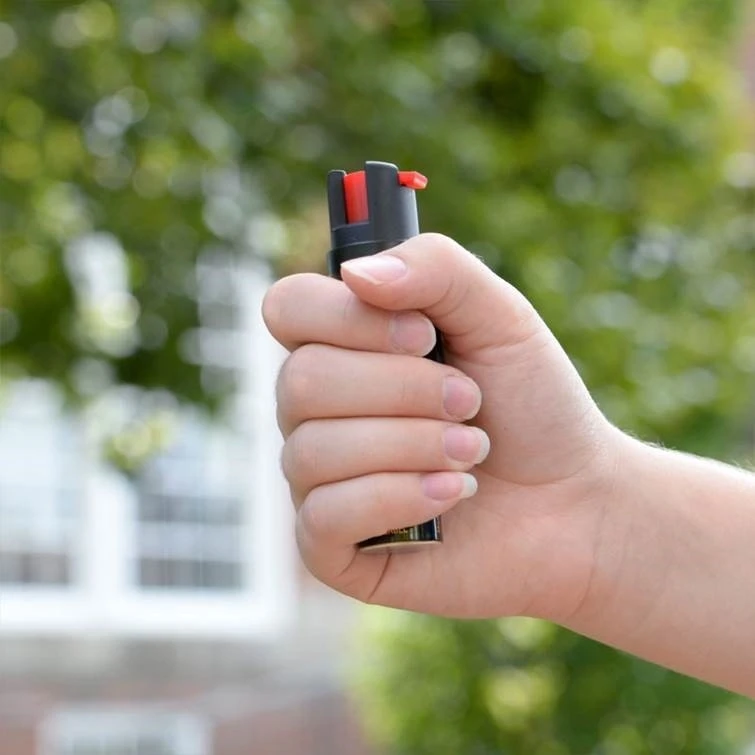 Sabre 3-IN-1 Compact Pepper Spray w/Clip 4 Sabre 3-IN-1 Compact Pepper Spray w/Clip - Image 2