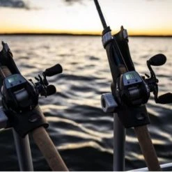 Abu Garcia Max DLC Baitcast Reel 9 Abu Garcia Max DLC Baitcast Reel -Outlet Track N Hook Store 2354921 3 1