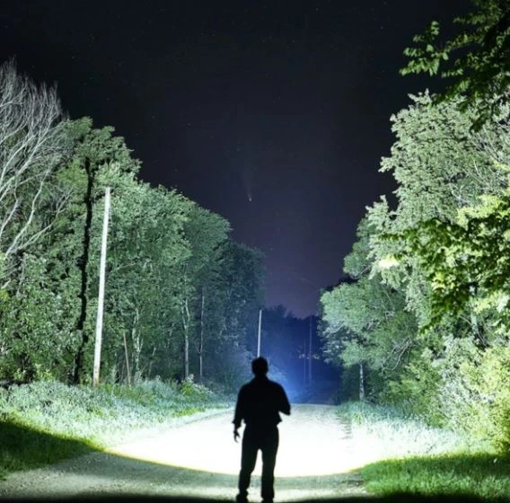 Kodiak Kiran 10,000 Lumen Tactical Flashlight 6 Kodiak Kiran 10,000 Lumen Tactical Flashlight - Image 4