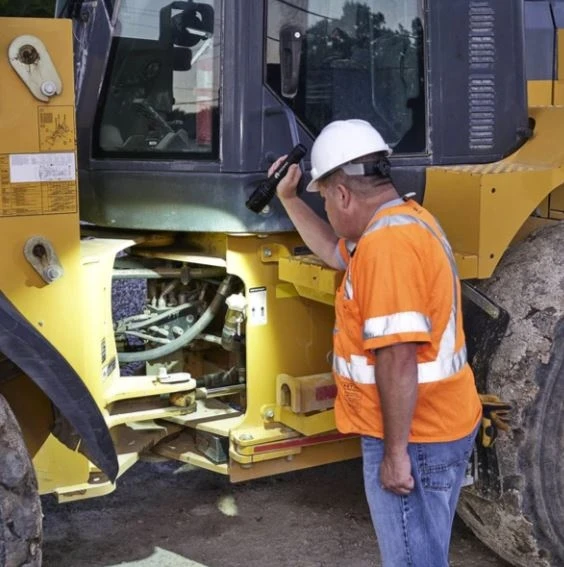 Kodiak Kiran 10,000 Lumen Tactical Flashlight 7 Kodiak Kiran 10,000 Lumen Tactical Flashlight - Image 5