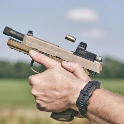 Tasco ProPoint 1X25mm Reflex Sight -Outlet Track N Hook Store reddot trdprs lifestyle dsc5706 sml 09521.1624480042 2